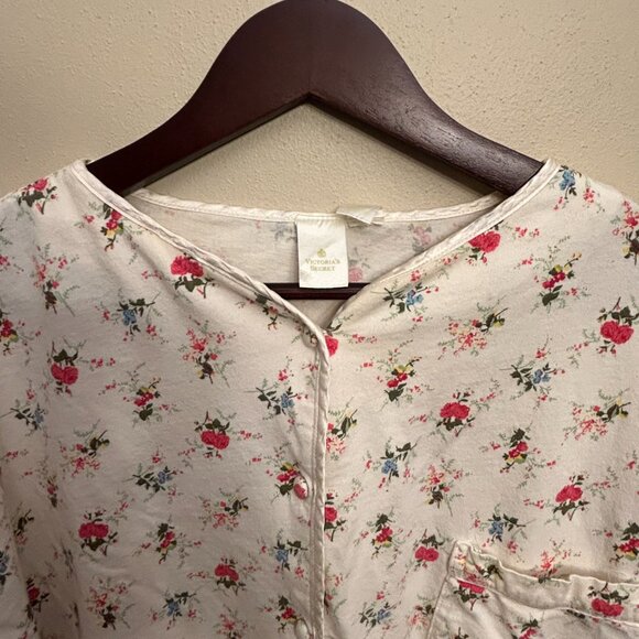 Victoria's Secret Women Pajama Button Up Top Long Sleeve Red Roses Size Medium - Picture 4 of 14